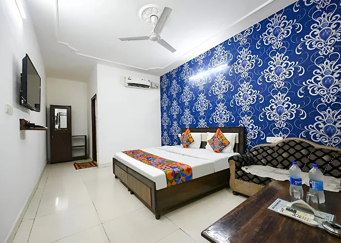 Park Plaza Hotel & Restaurant
