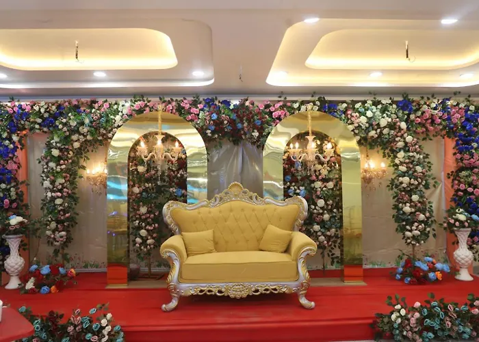 Hotel Shree Radhe & Banquet