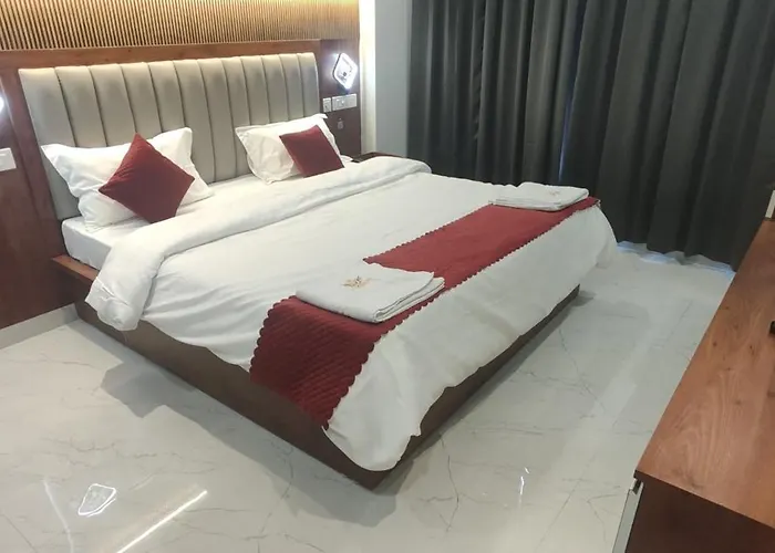 Vaishnavi Inn