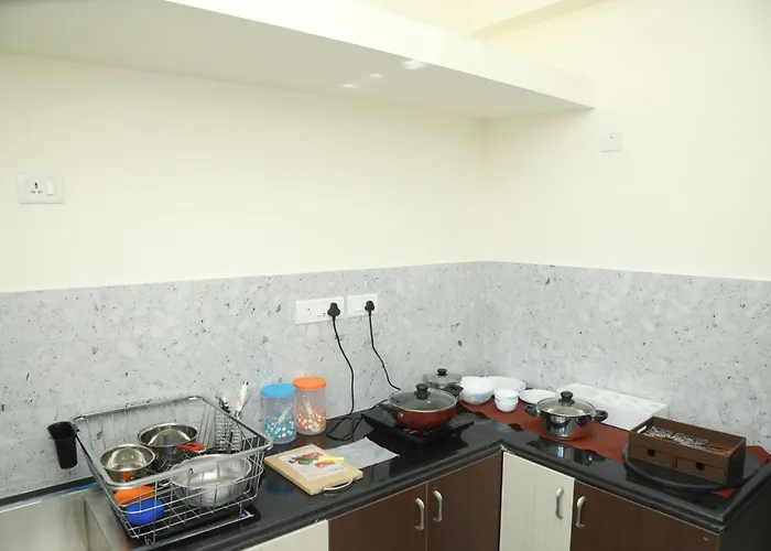 Happy Serviced Apartments