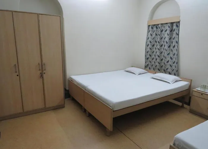Shaw Guest House
