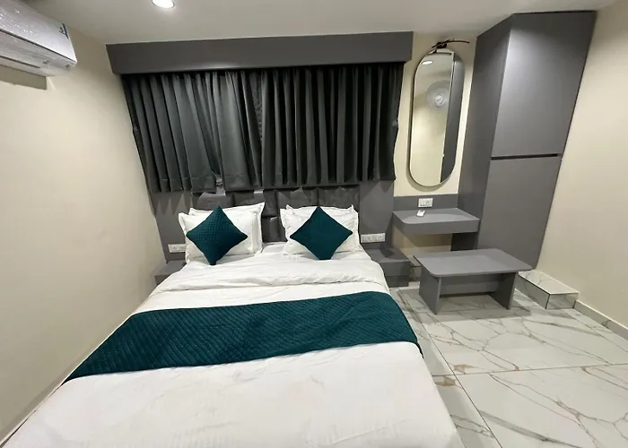 Hotel Shyam Paradise