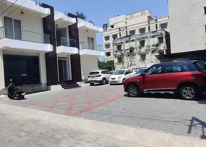 Balaji Residency Velankanni