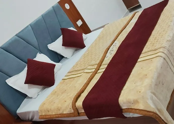 Rani Homestay রানী হোমস্টে