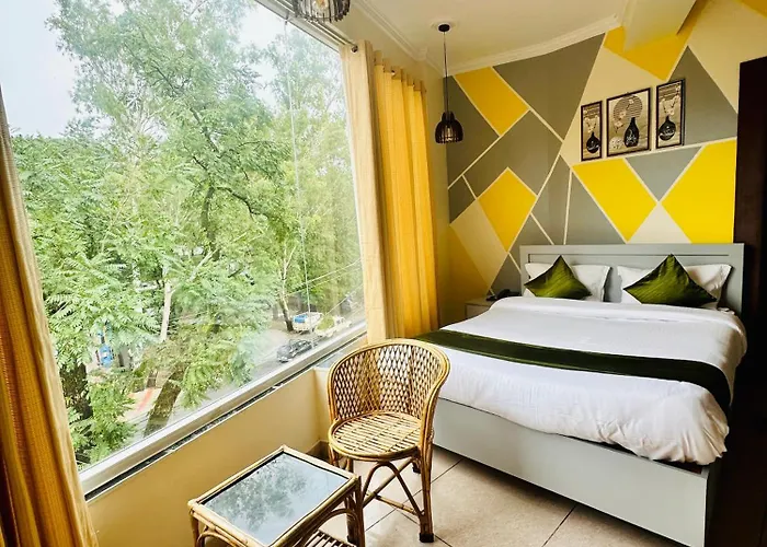 Hotel Clover Inn By Arony Hospitality Dehradun