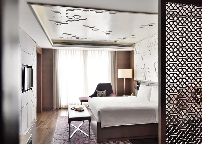 Jw Marriott Mumbai Sahar Airport