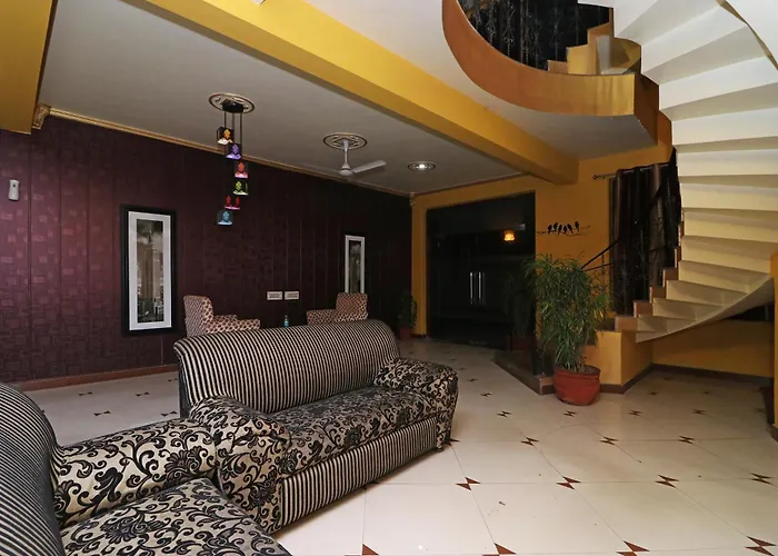Townhouse Cyber City Metro Station Formerly Maruti Udyog