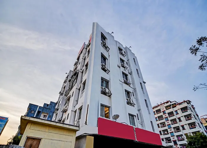 Super Hotel O Saiinn Pune