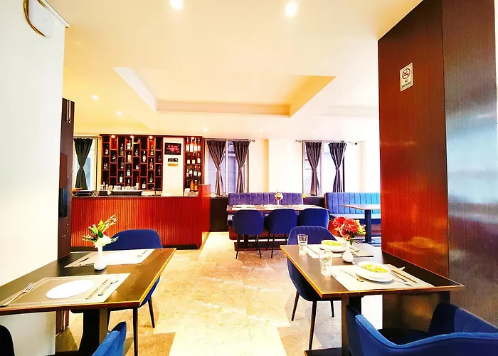 Dream Glory Hotel Restaurant And Bar