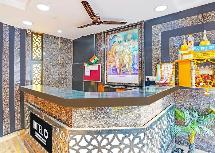 Super Hotel O Charbagh Formerly Khalsa Inn