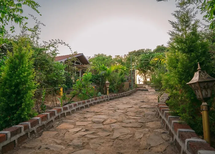 Eshi Resorts And Restaurant - Bhimashankars Jungle Luxury Resort