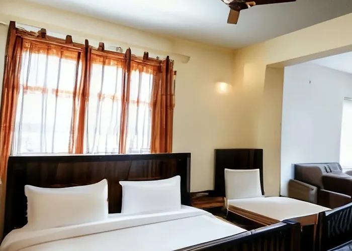 Hotel Abedrooms- Budget Stay Thanjavur