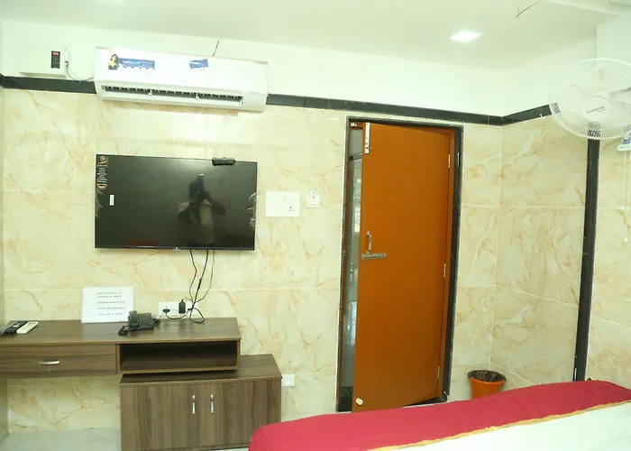 S M Residency
