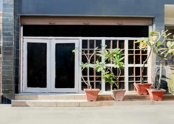 Collection O Lashkar Gwalior Formerly Hotel Banjara