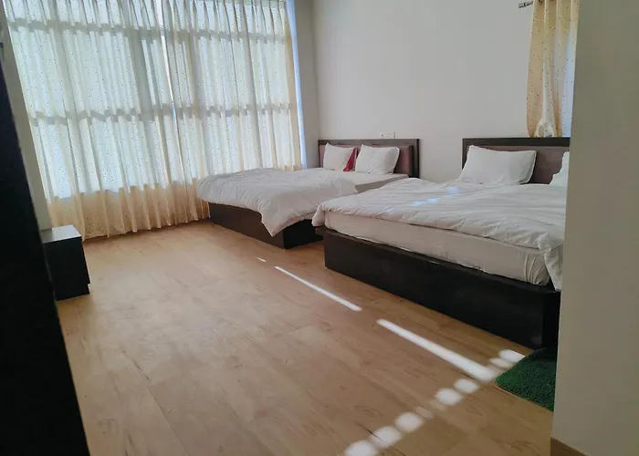Hotel Ananya Fairview