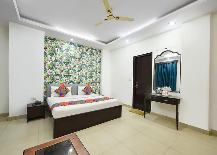 Fabhotel Delhi Darbar Near Karol Bagh Market