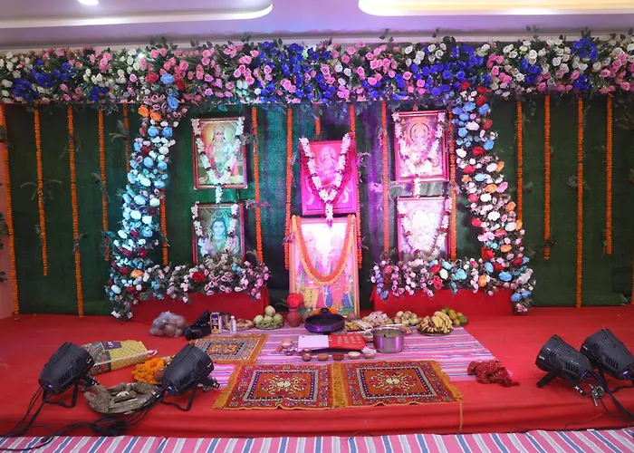 Hotel Shree Radhe & Banquet