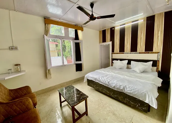 Hotel Binny Dalhousie