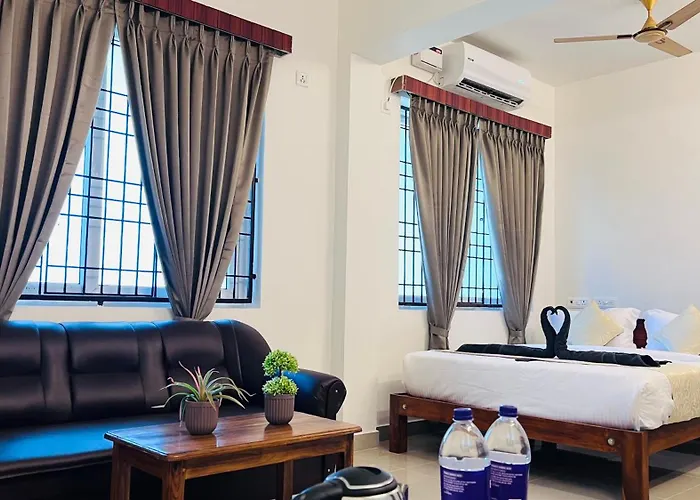 The Plaza, Very Close To Indira Gandhi Square, Near Sri Kamatchi Hotel, 100 Feet Road, Pondicherry - Bmc