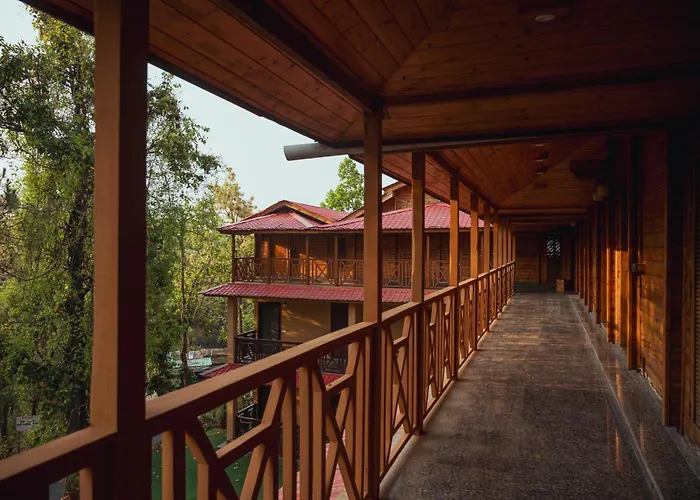 Aavaas Hill Resort