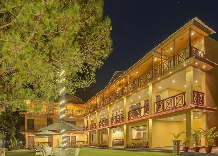 Aavaas Hill Resort