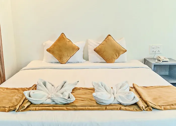 Kaadgal Resort