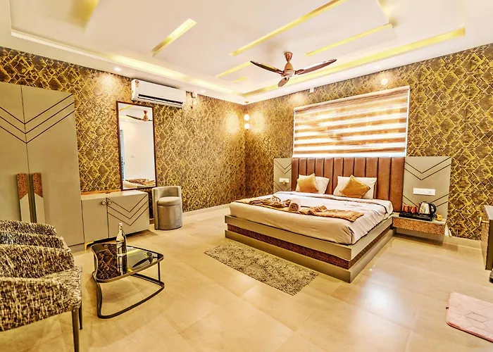 Kaadgal Resort