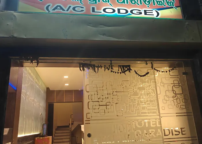 Hotel Praj Paradise