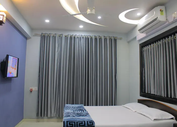 Sukhakarta Holiday Home