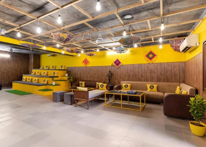 The Hosteller Agra