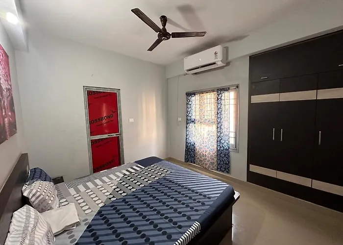 2Bhk Simple Living 405