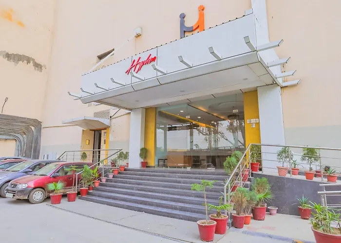 Hyphen Premier-Business Hotel