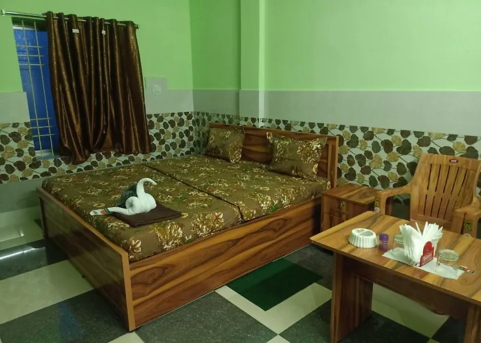 Spot On Sai Inn, A Guest House
