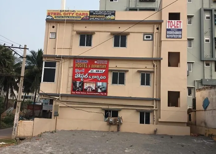 Blessing Hostel And Dormitory