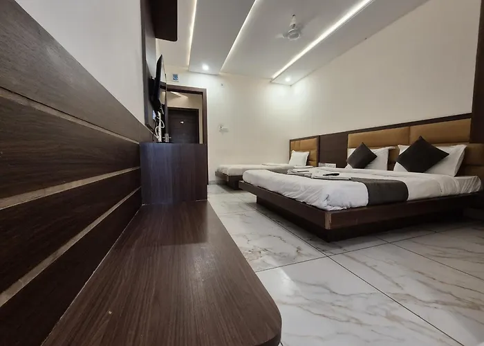 Hotel Prakasham