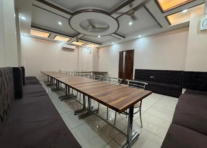 Hotel Kartik