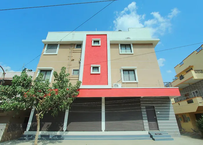 Hotel O Blue Moon