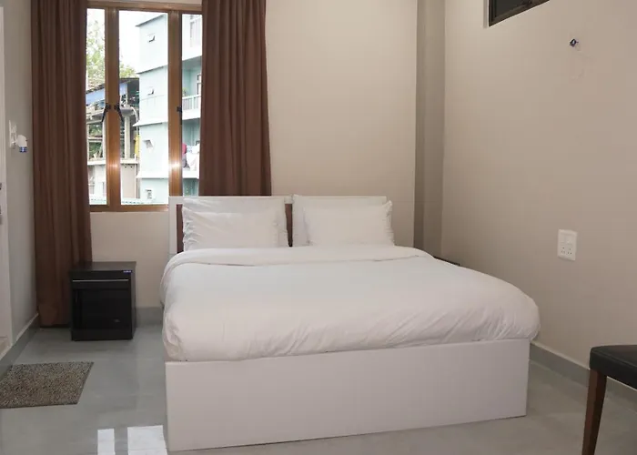 Hotel Jay Jay