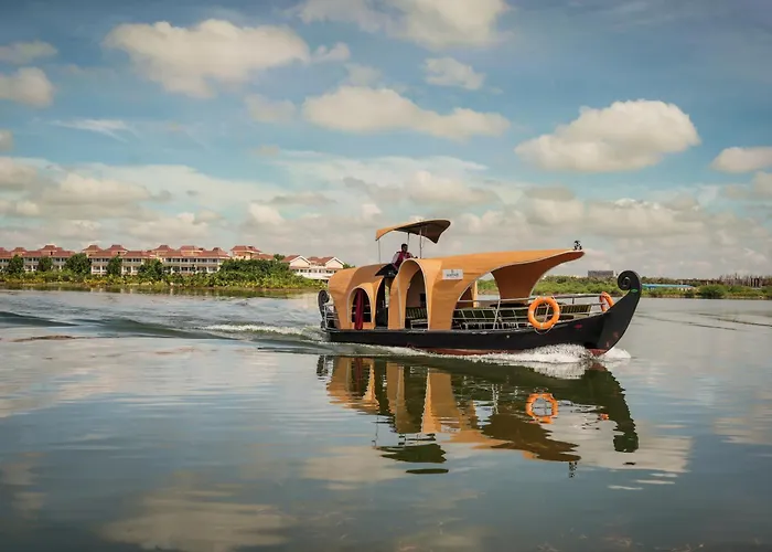 Mayfair Lake Resort Raipur 