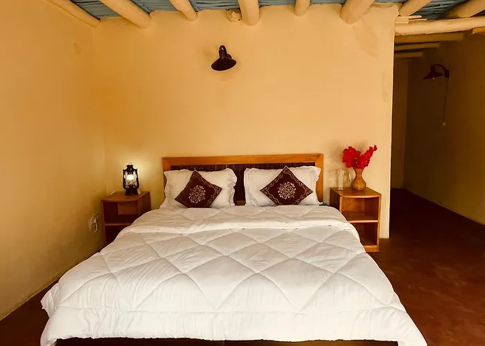 The Kesar Guest House Sumoor