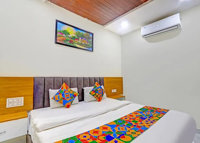 Fabhotel Dharani Grand - Nr Mamata Medical College