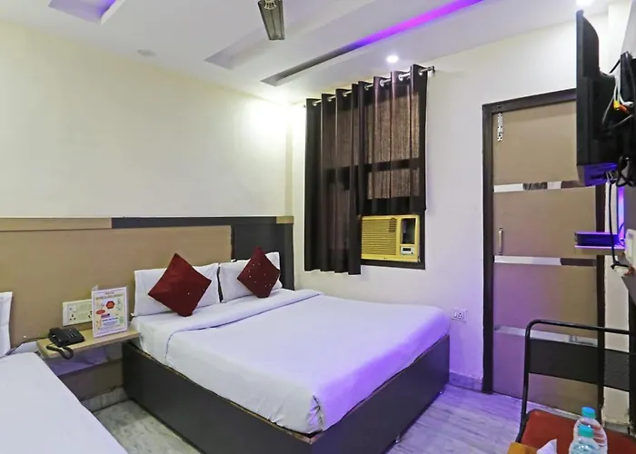 New Family Hotel Sona Just Walkable Distance From New Delhi Railway Station