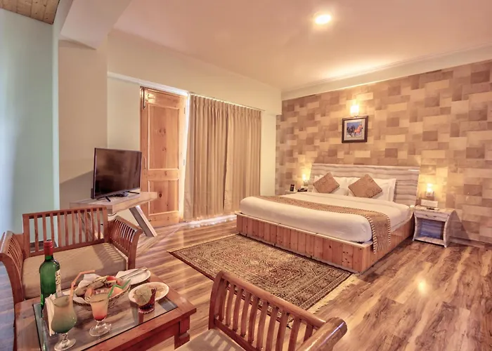 Snow Flakes Resort And Spa Centrally Heated Luxury Resort