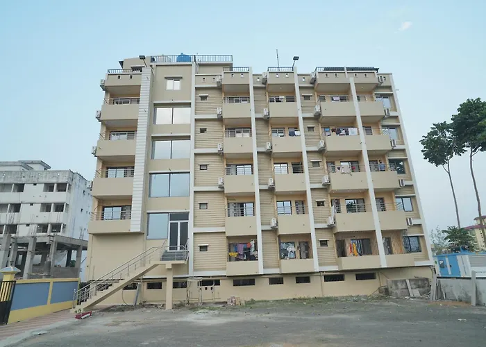 Hotel Aarohi