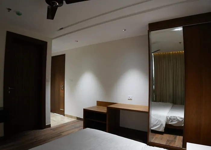 Royal Holidays & Stays