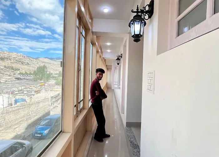 Hotel The Kargil Castle