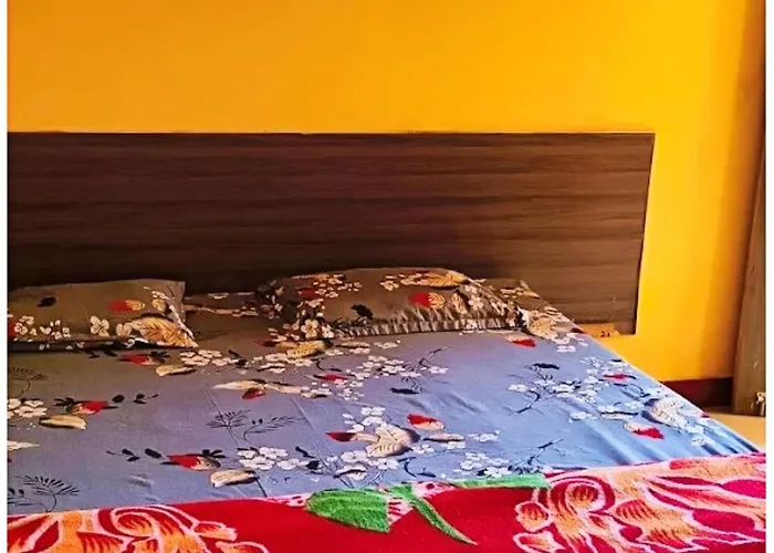 Hotel Yuvraj Ac Or Non Ac Both Room Dwarka Gujrat