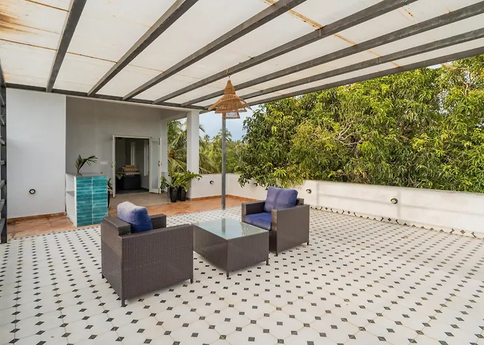 Elivaas Signature Casa Ritzy Mediterranean 5 Bhk Hideaway With Pool Near Popular Beaches