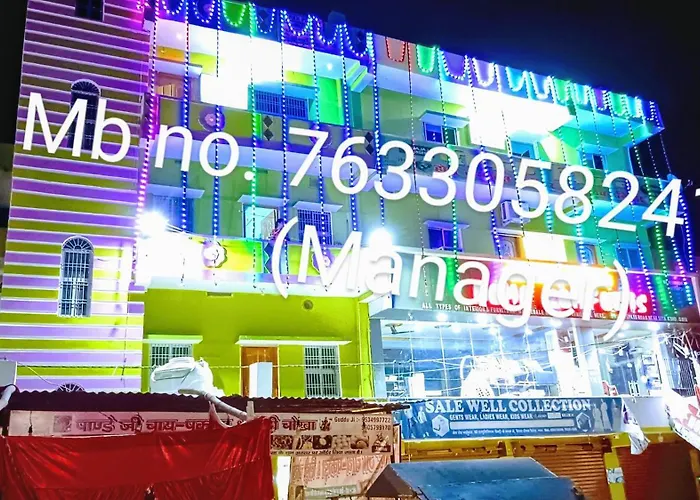 Hotel Deepak Palace