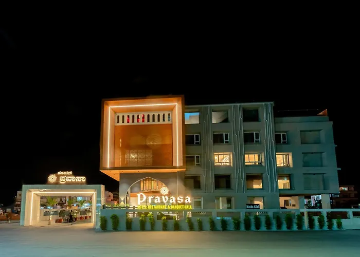 Pravasa Hotel Vijayapura